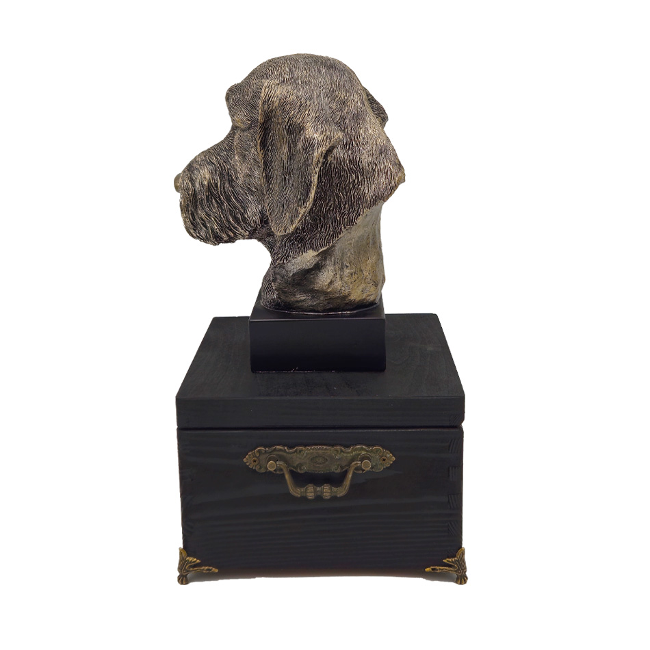 Hund Urne Dackel Drahthaarige mit Statue und Gravur 04